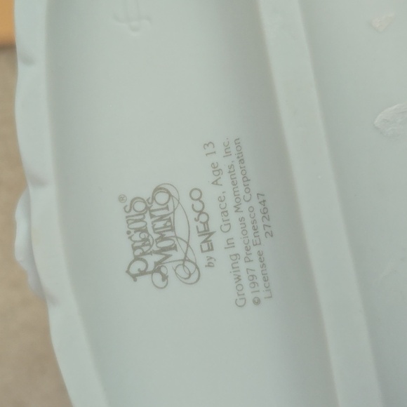 1997 NIB Precious Moments Growing in Grace Age 13 Figurine - Picture 11 of 14